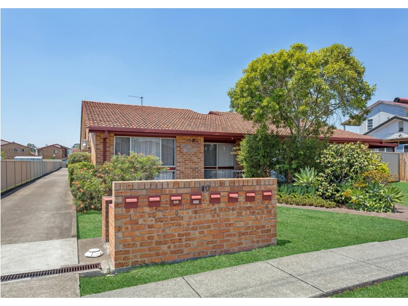 2/10 Spence Street, Taree NSW 2430