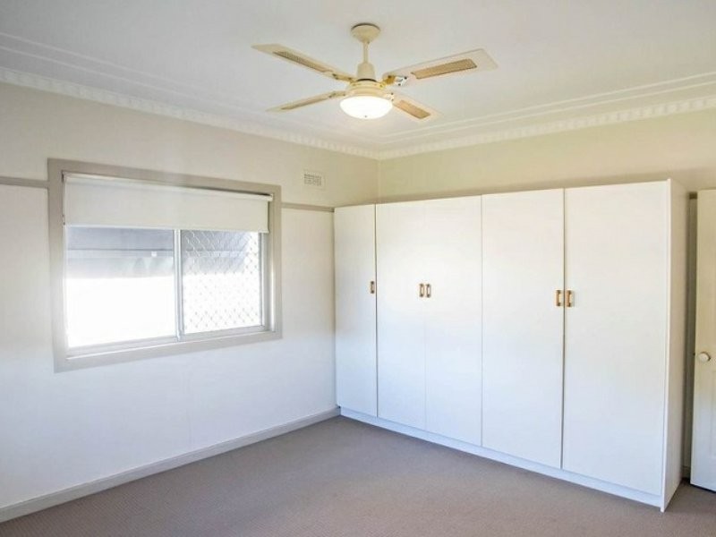 11 Spence Street, Taree NSW 2430