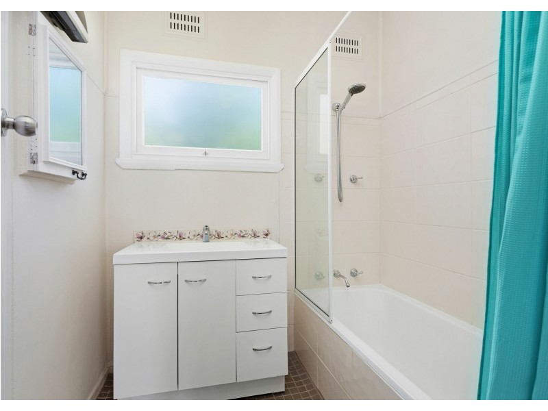 2a Burri Street, Taree NSW 2430