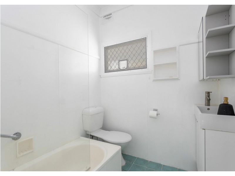 Unit 1/1 Commerce Lane, Taree NSW 2430