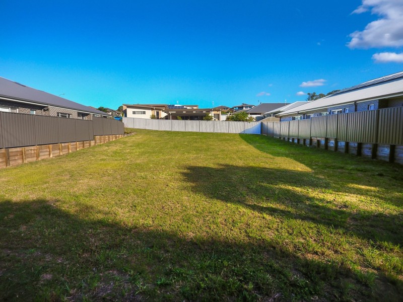 16 Meadows Close, Black Head NSW 2430