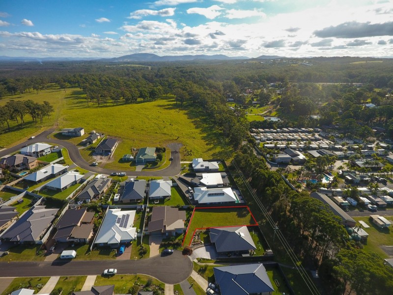 16 Meadows Close, Black Head NSW 2430