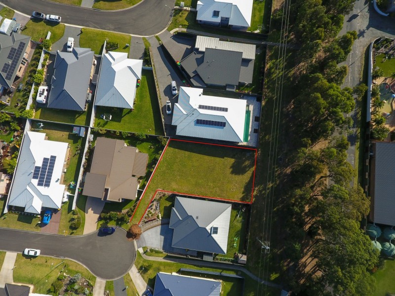 16 Meadows Close, Black Head NSW 2430