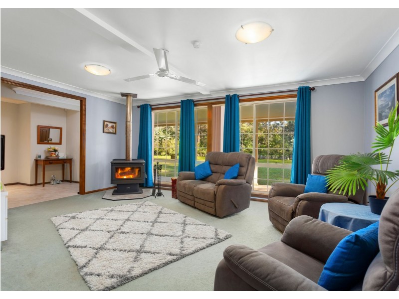 21 Bull Hill Road, Tinonee NSW 2430