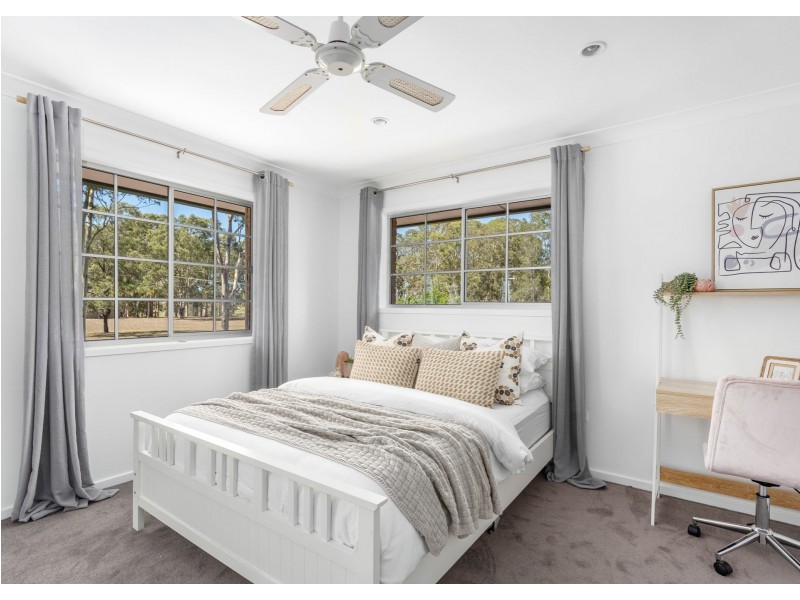 8 Farmborough Close, Cundletown NSW 2430