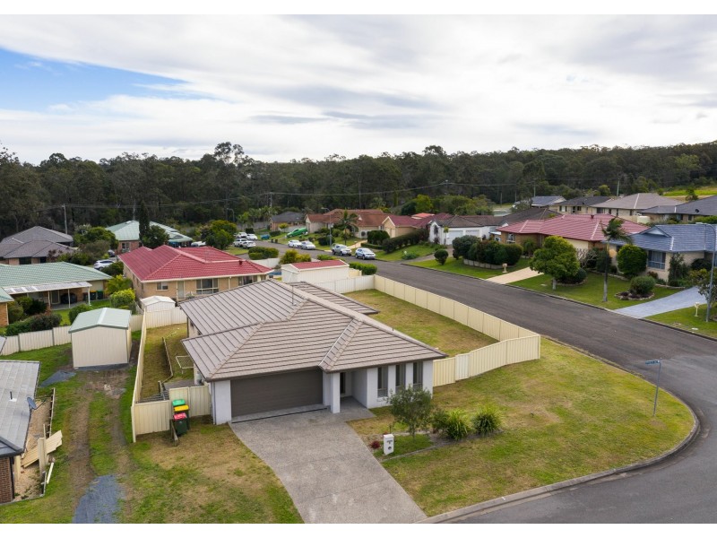 1 Pyrus Drive, Taree NSW 2430