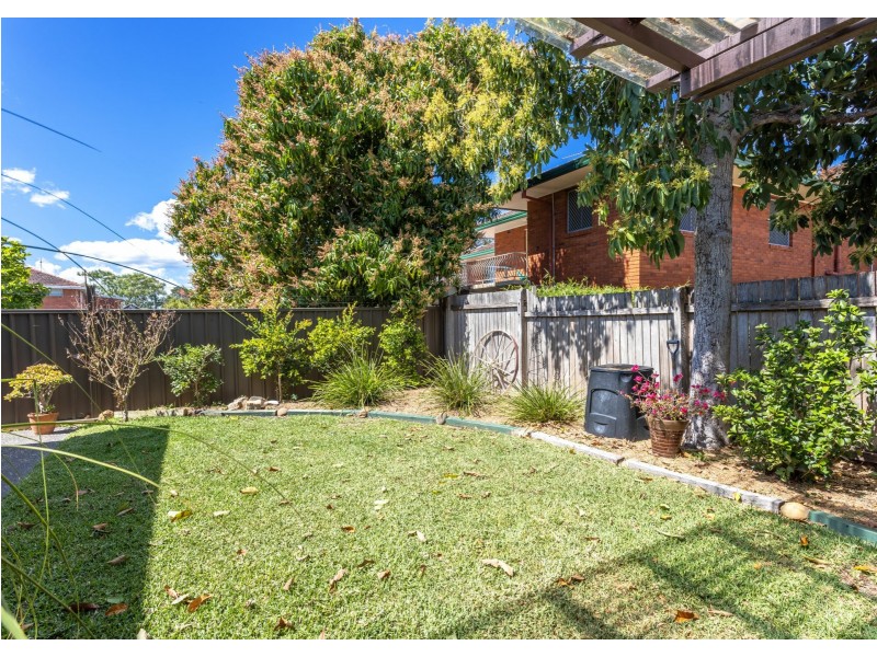 76 High Street, Taree NSW 2430
