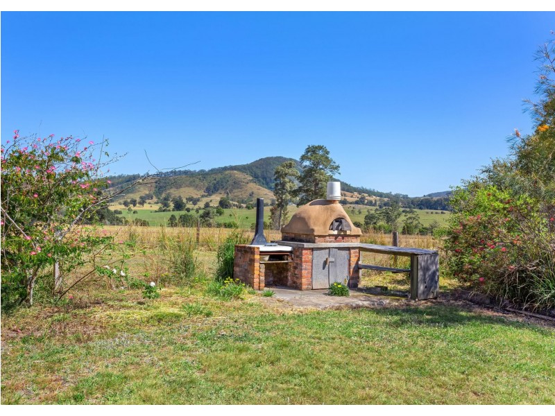 423 Comboyne Road, Wingham NSW 2429