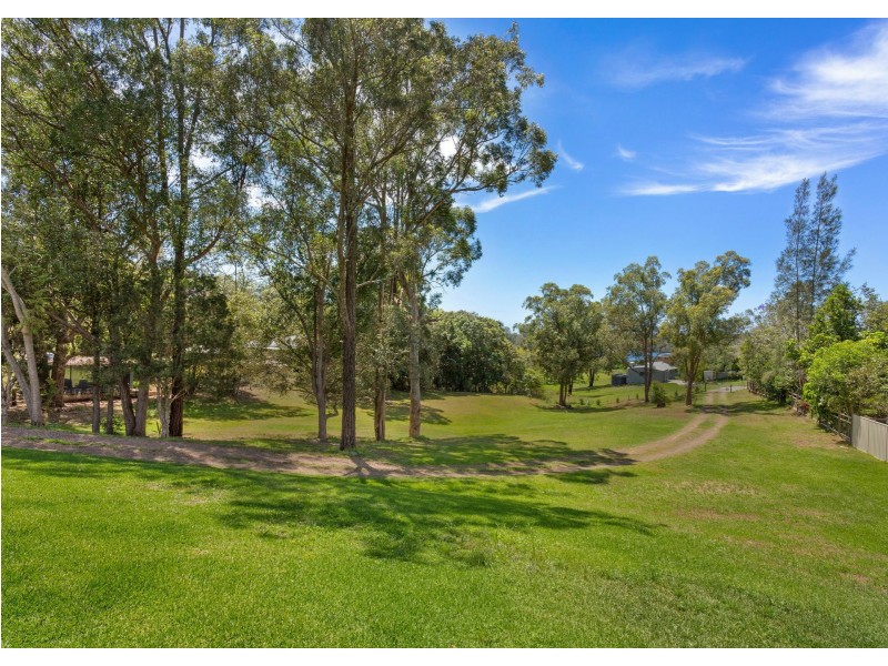 14 Washington Street, Tinonee NSW 2430