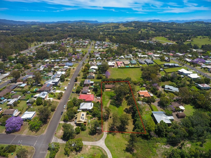 14 Washington Street, Tinonee NSW 2430