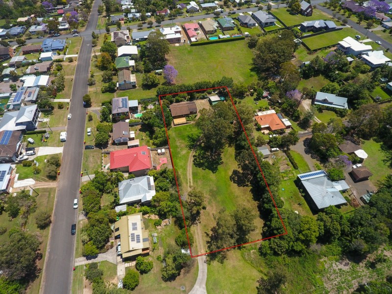 14 Washington Street, Tinonee NSW 2430