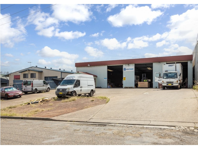 14 Flametree Close, Taree NSW 2430