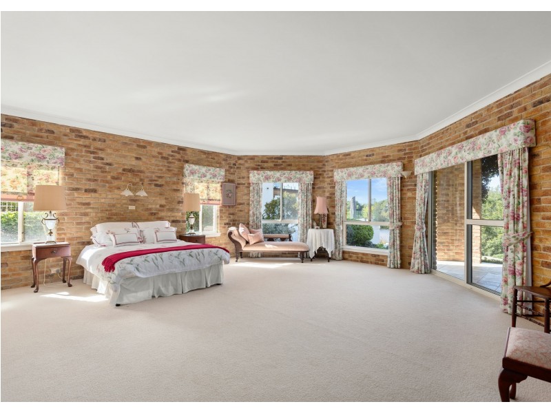 298a Victoria Street, Taree NSW 2430