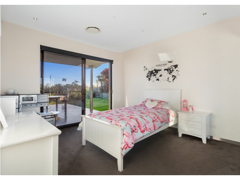 18 Illusions Court, Tallwoods Village NSW 2430