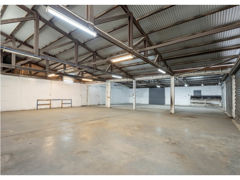Bay 2/10 Victoria Street, Taree NSW 2430