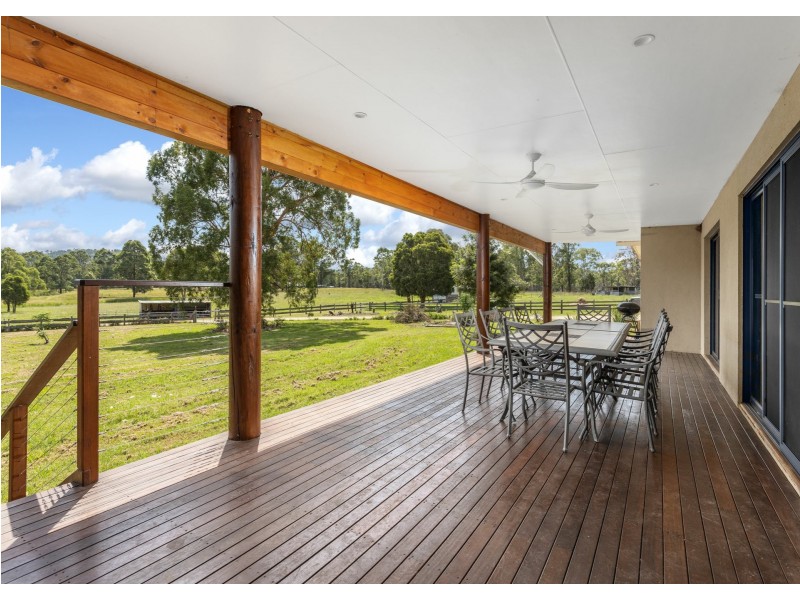215 Careys Road, Hillville NSW 2430