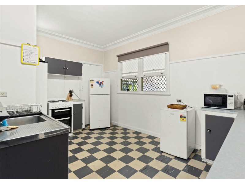 5 Edinburgh Drive, Taree NSW 2430