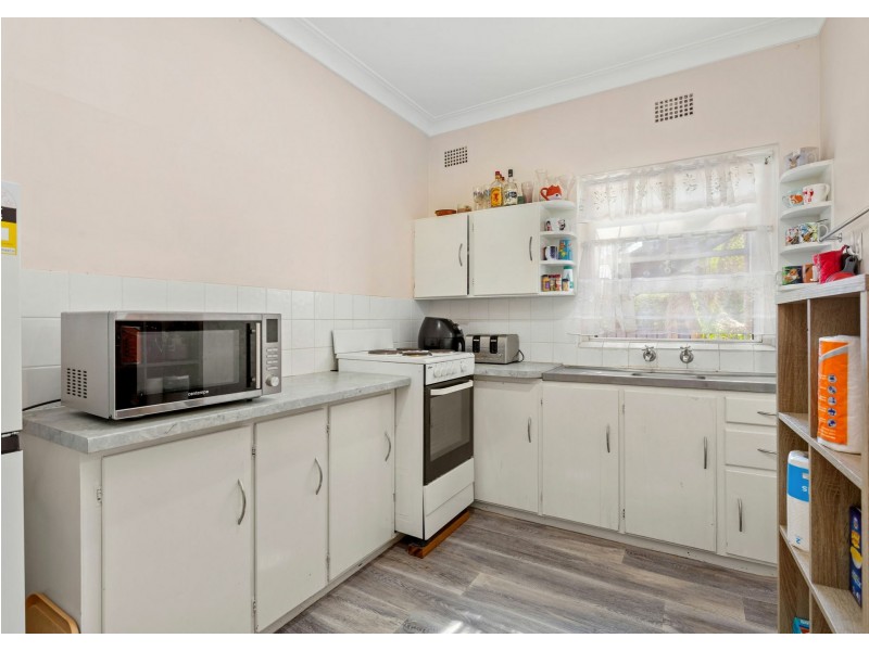Unit 1/276 Victoria Street, Taree NSW 2430