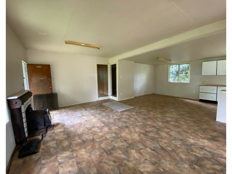 116 Long Point Road, Moorland NSW 2443