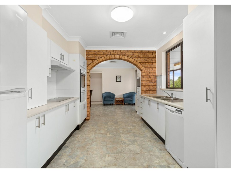 11 McLennan Street, Taree NSW 2430