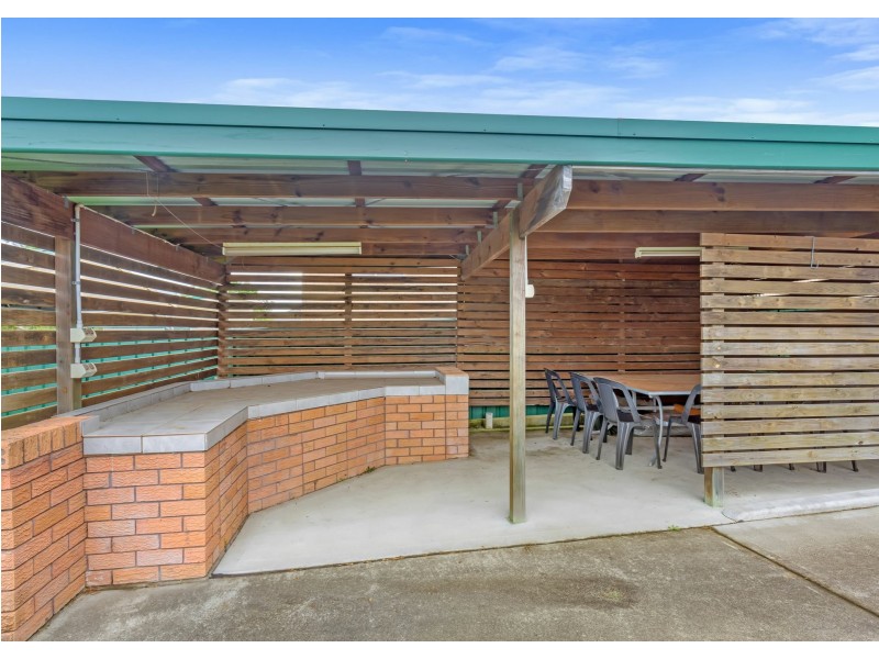 11 McLennan Street, Taree NSW 2430