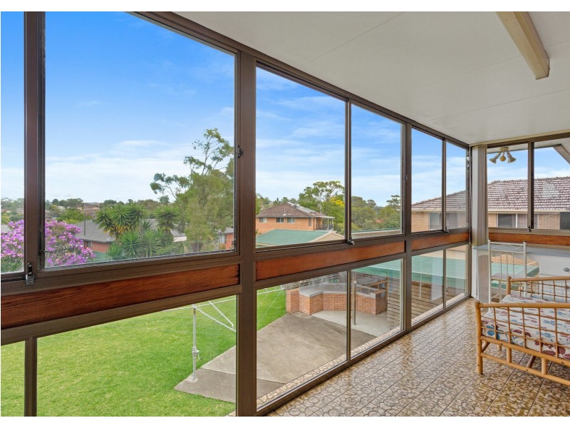 11 McLennan Street, Taree NSW 2430