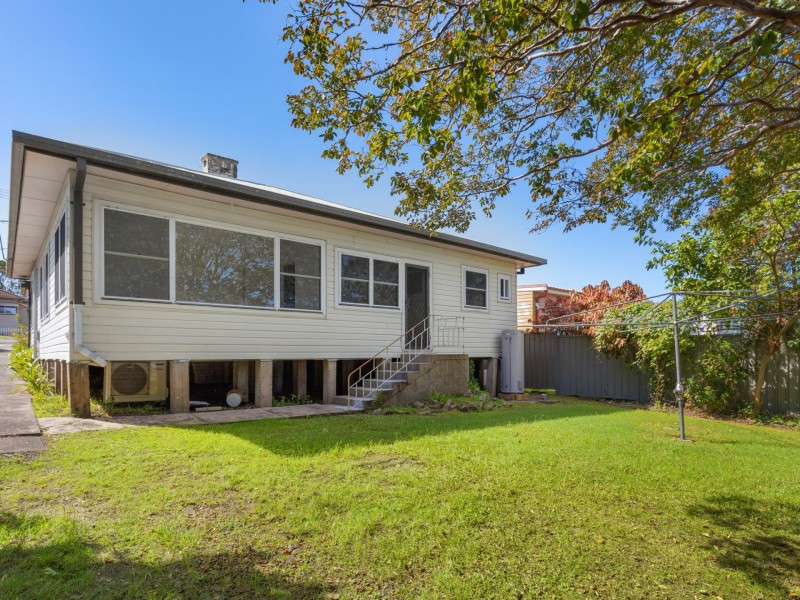 146 Commerce Street, Taree NSW 2430