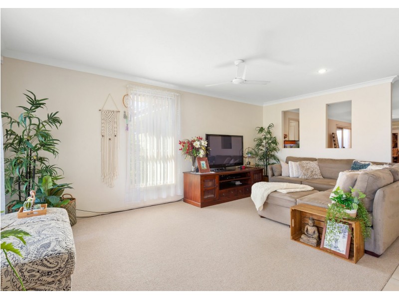 8 Melaleuca Place, Taree NSW 2430