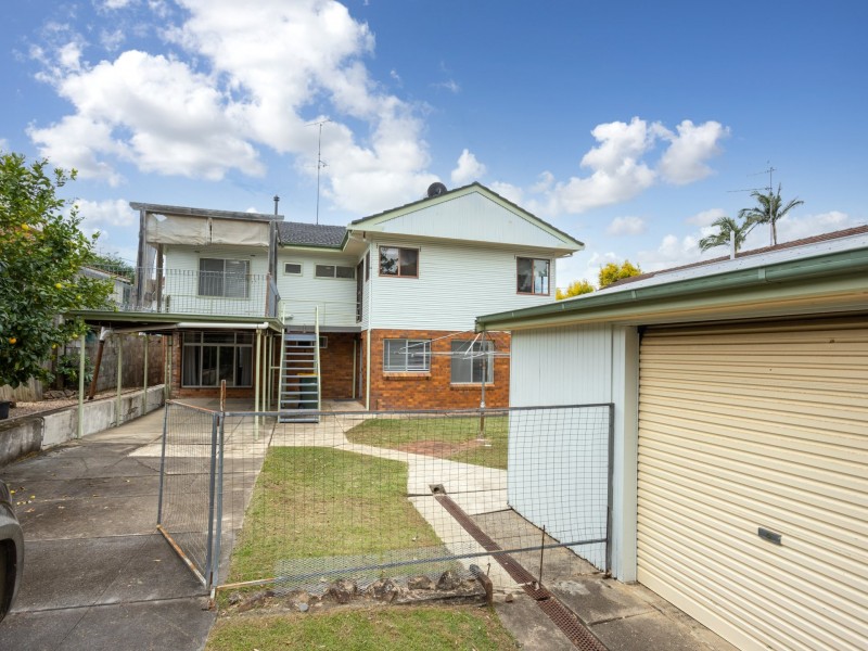4 West End Avenue, Taree NSW 2430