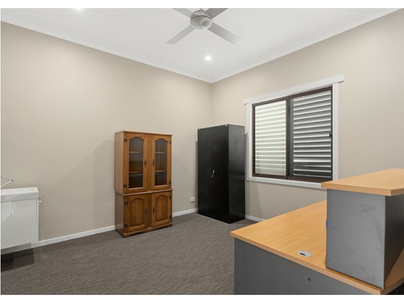 80 High Street, Taree NSW 2430