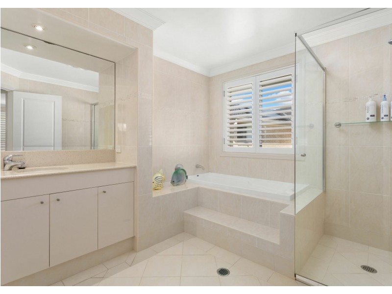 37 Coastal View Drive, Tallwoods Village NSW 2430