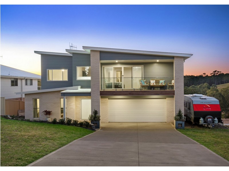 28 Eastern Valley Way, Tallwoods Village NSW 2430