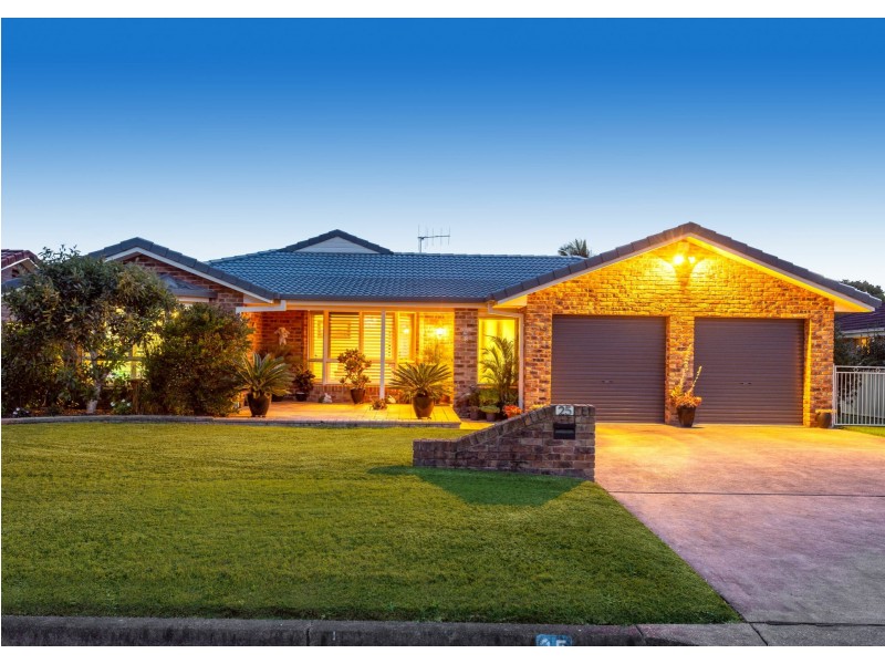 25 Petken Drive, Taree NSW 2430