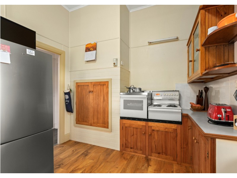 4-6 Victoria Street, Taree NSW 2430