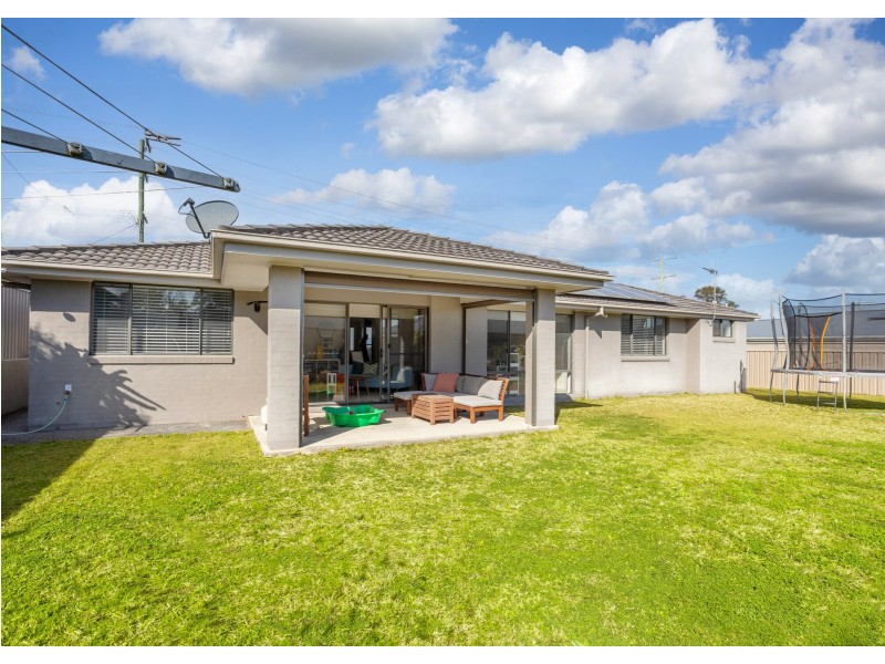 17 Edinburgh Drive, Taree NSW 2430