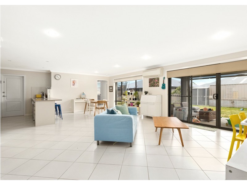 17 Edinburgh Drive, Taree NSW 2430