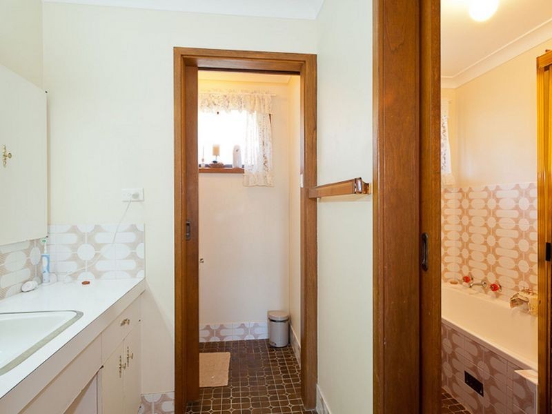 12 Dugdale Avenue, Taree NSW 2430