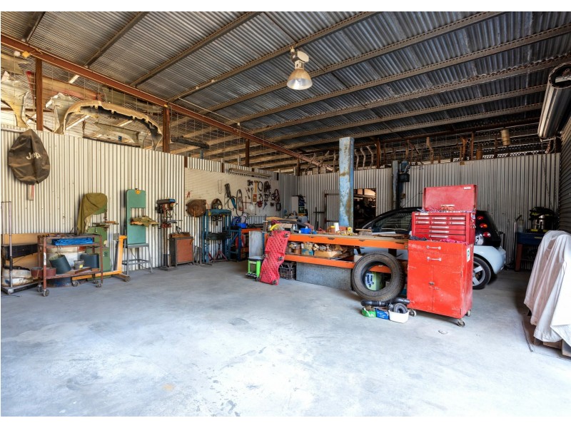 APC Auto Wreckers, Old Bar NSW 2430