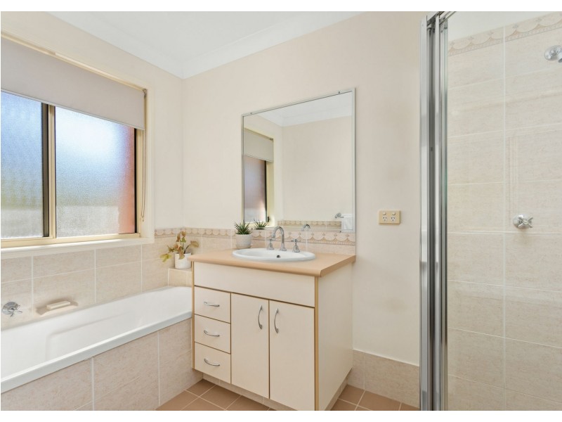 8 Illusions Court, Tallwoods Village NSW 2430