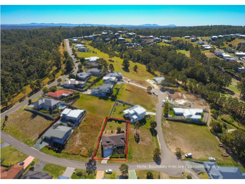 8 Illusions Court, Tallwoods Village NSW 2430