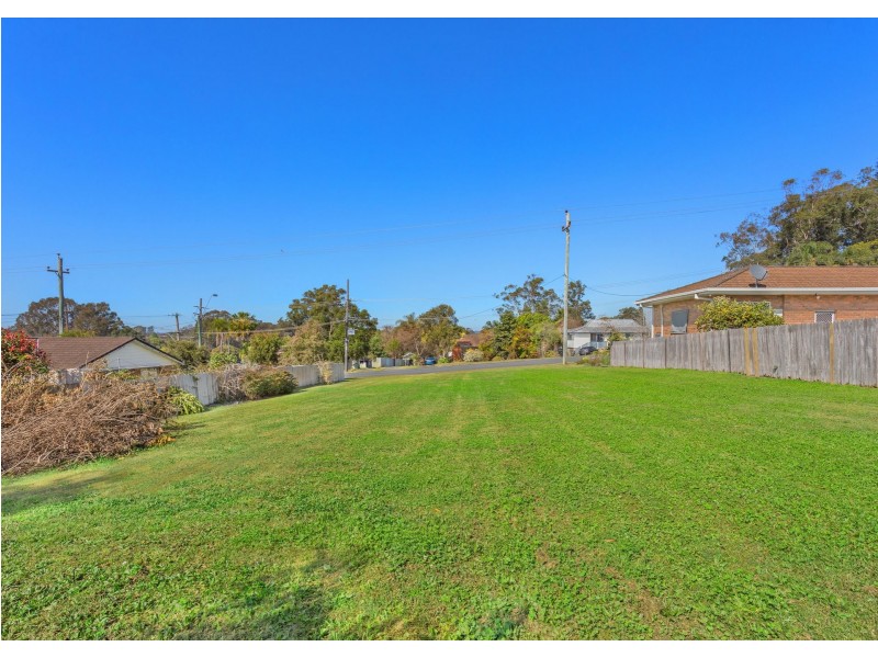 93 Bushland Drive, Taree NSW 2430