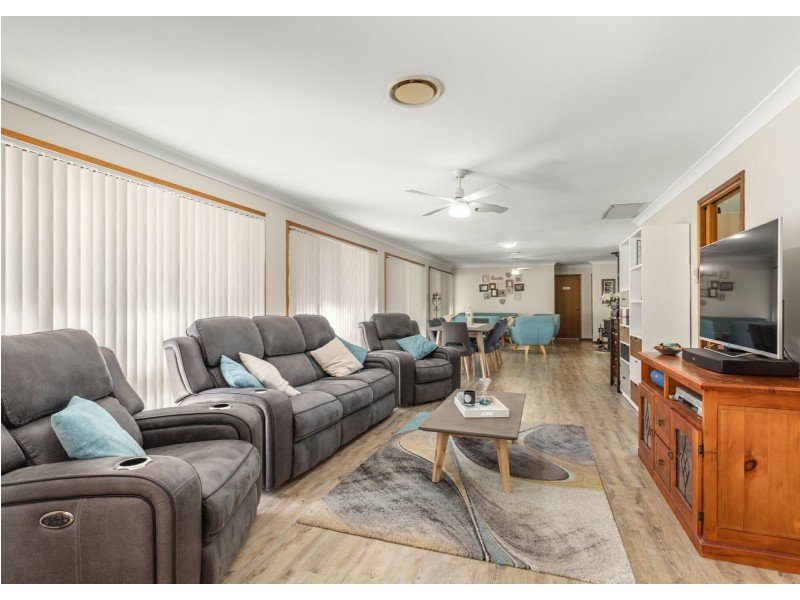 11 Nimoola Drive, Taree NSW 2430