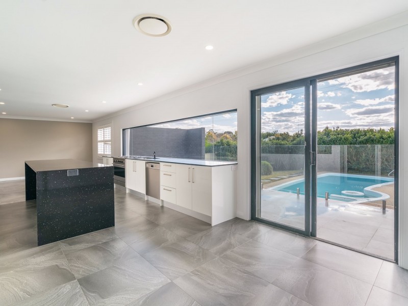 10 Cottonwood Street, Taree NSW 2430