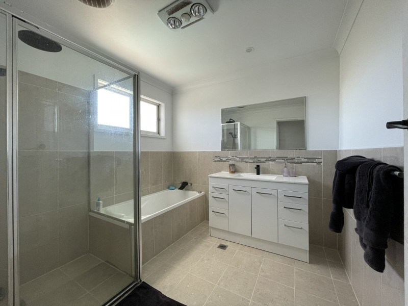 10 Cottonwood Street, Taree NSW 2430