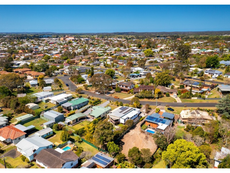 11 Bahtoo Parade, Taree NSW 2430