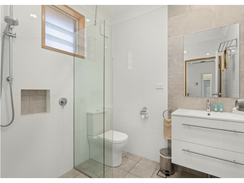 13 Bent Street, Wingham NSW 2429