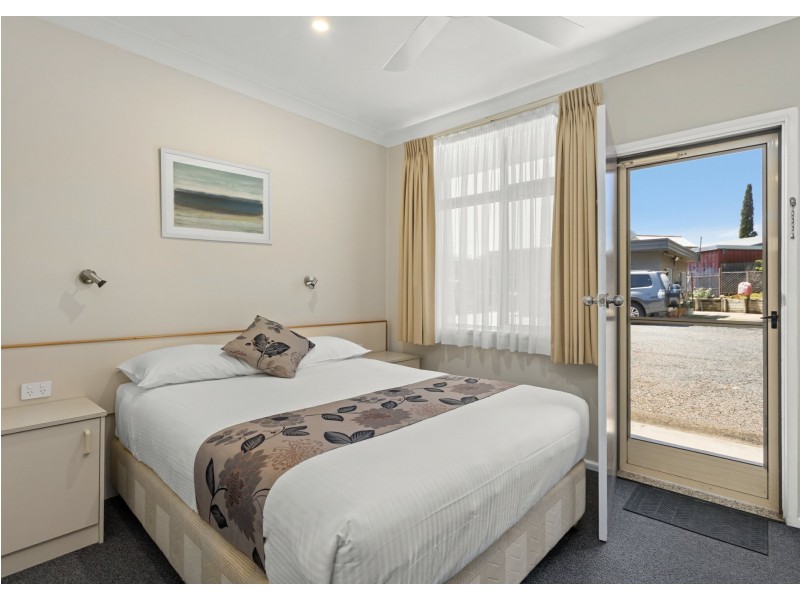 13 Bent Street, Wingham NSW 2429