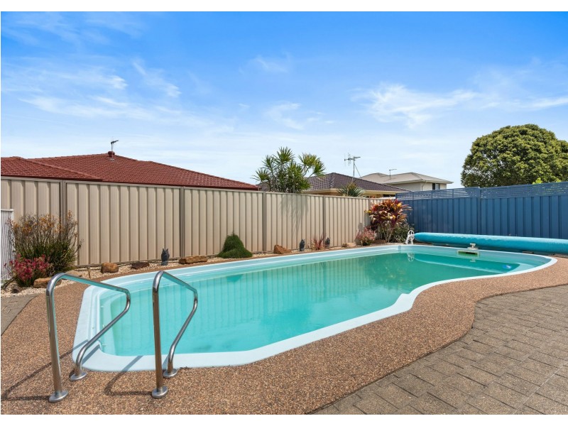 13 Craiglea Close, Taree NSW 2430