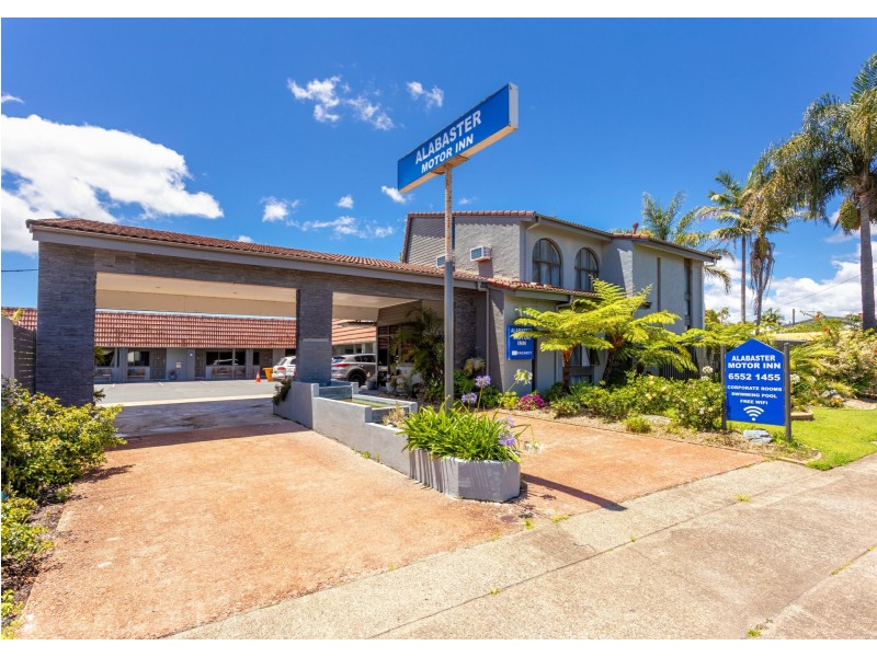 23-25 Oxley Street, Taree NSW 2430