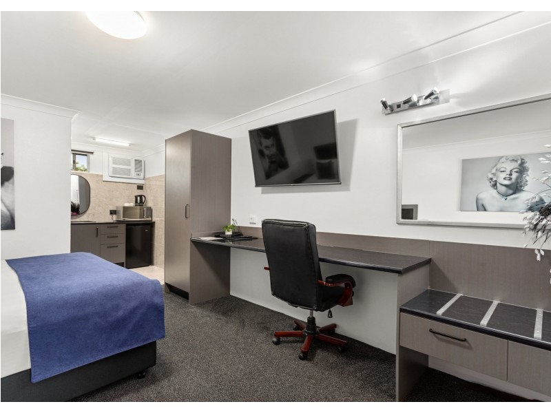 23-25 Oxley Street, Taree NSW 2430